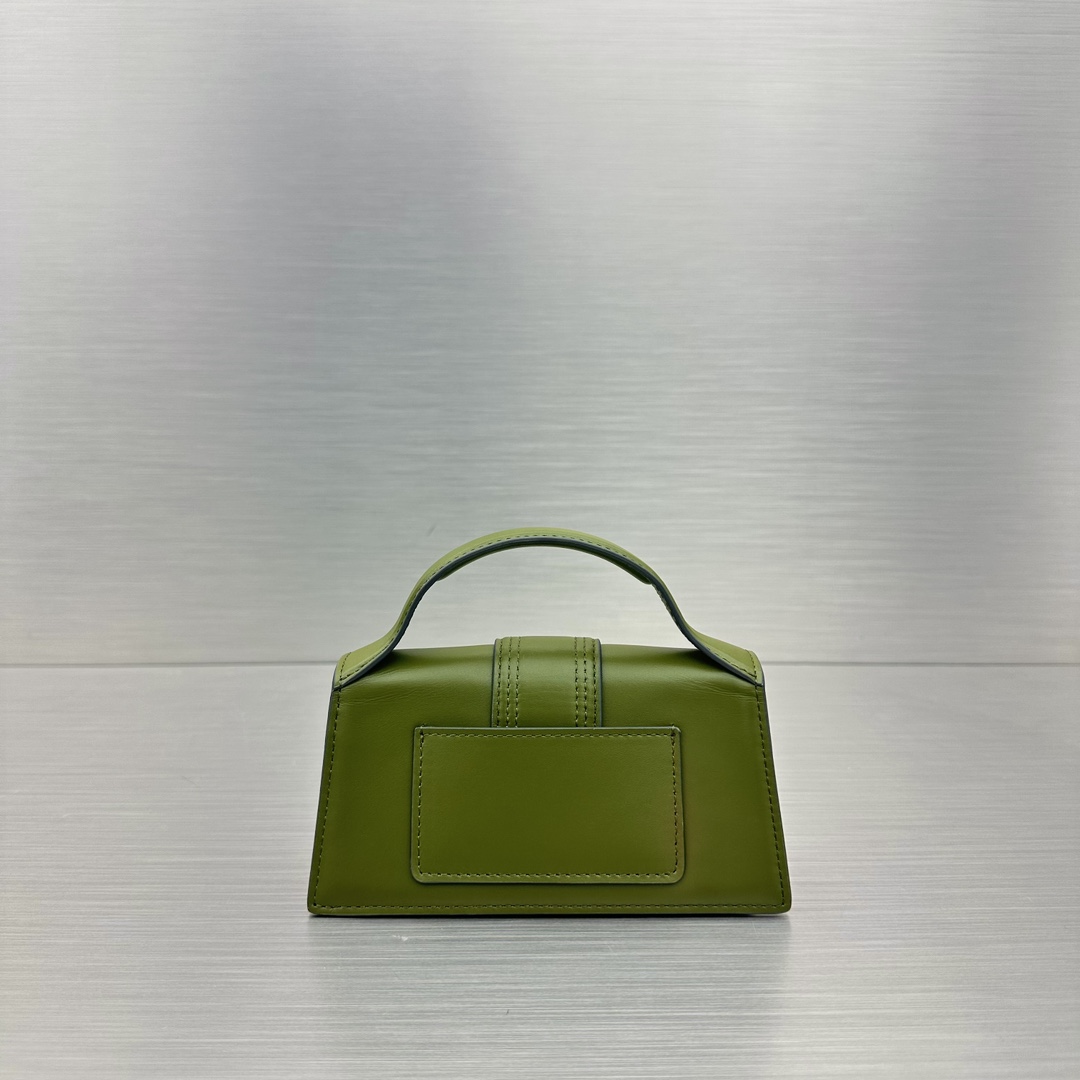 Jacquemus Satchel Bags